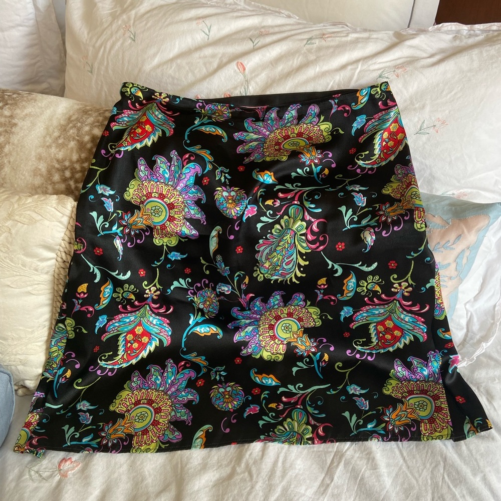 Matthew Stevens Rayon Floral Print Skirt